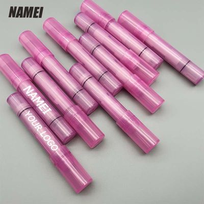 Dobra cena. Pusty plastikowy zbiornik wyróżnia pojemnik w Internecie